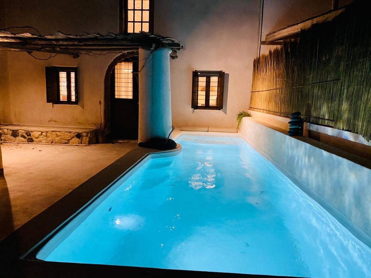 Canava Villas In Santorini Emporio  外观 照片