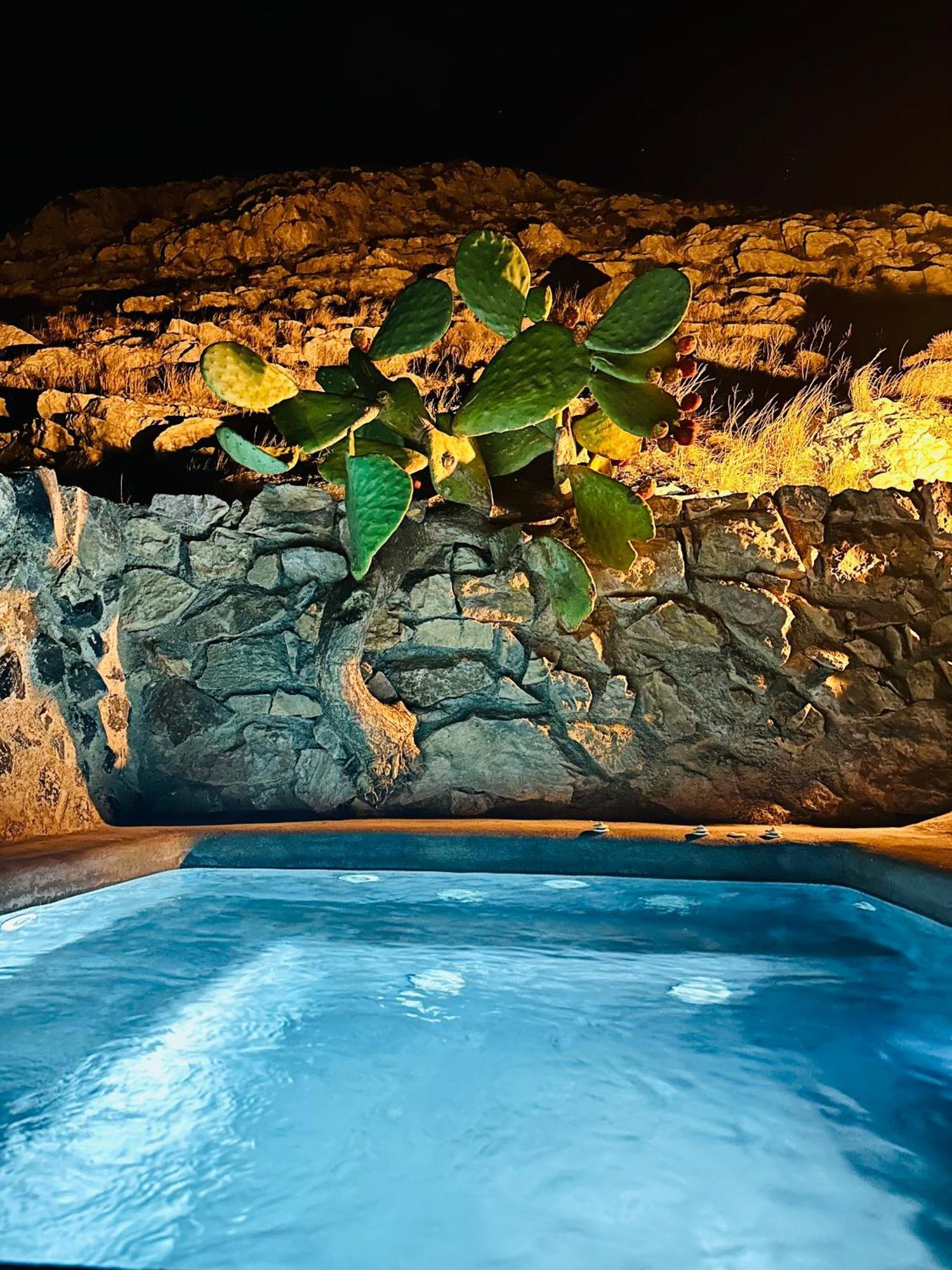 Canava Villas In Santorini Emporio  外观 照片
